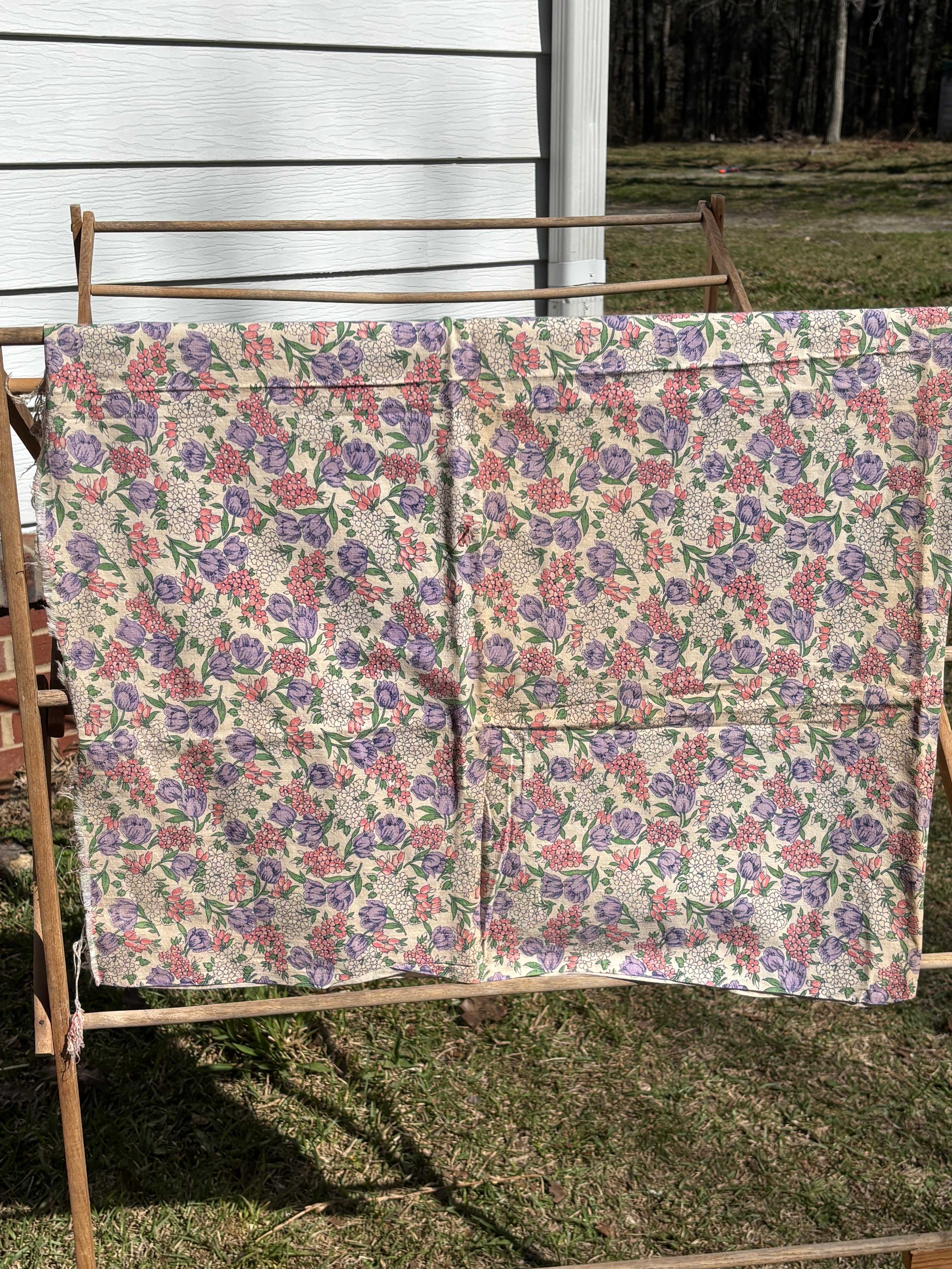 Bundle 1 Vintage Floral Fabric Bundle Quilting Cotton Large Cuts Cottage Prints (3 Pieces)