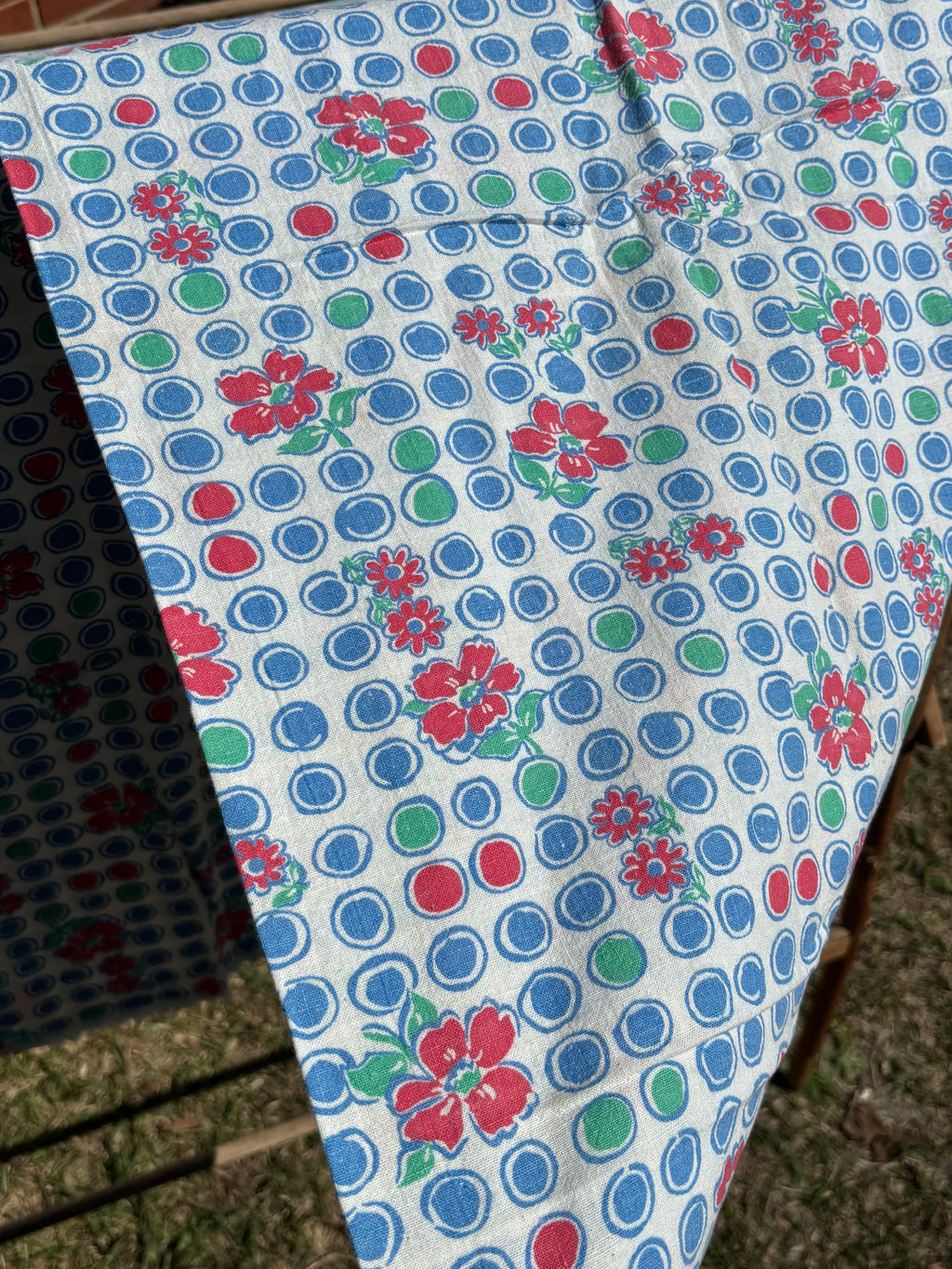 Bundle 5 Vintage 1950s Cotton Fabric Set Red Blue Geometric Floral Print (2 Matching Pieces)