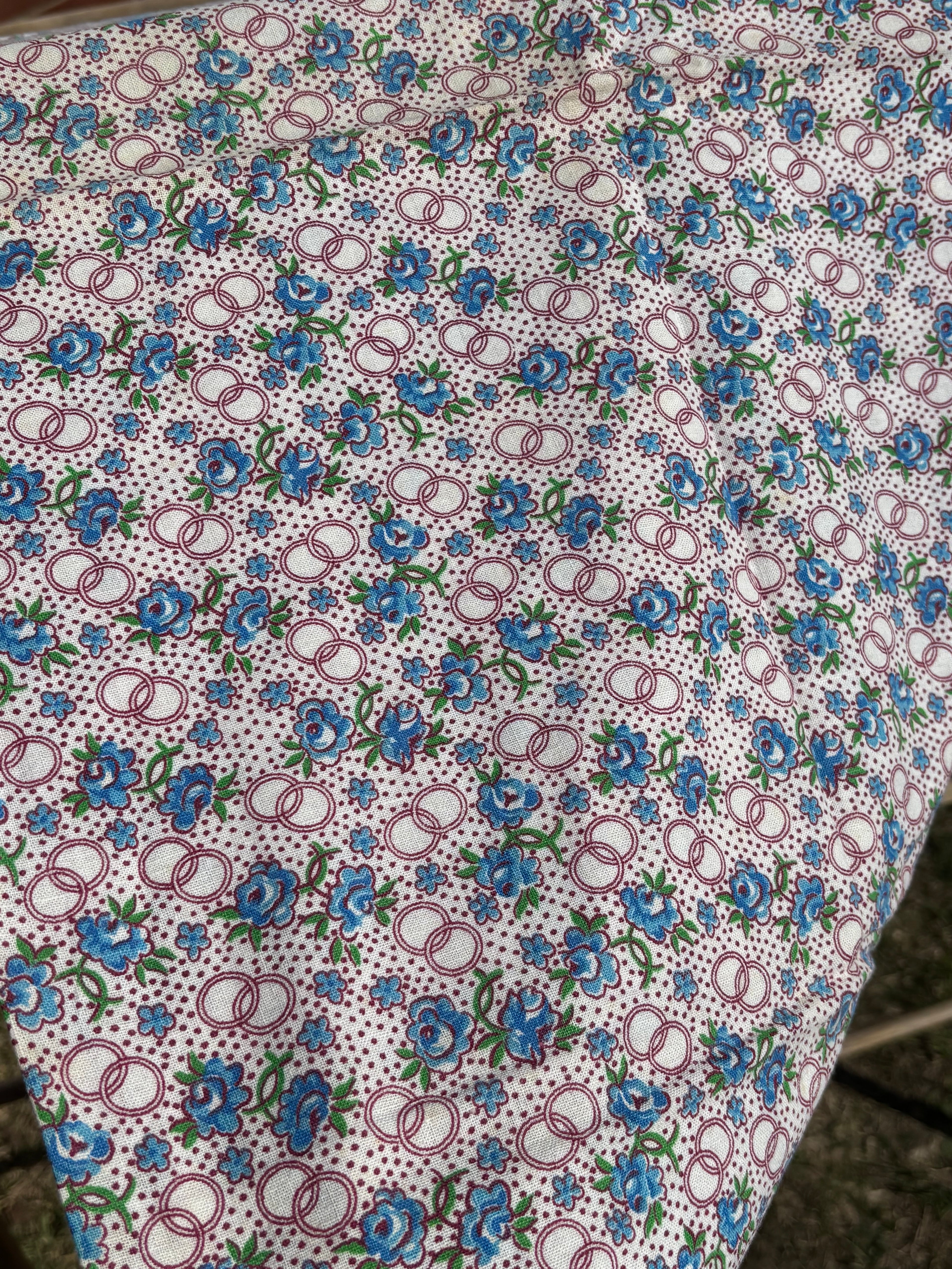 Bundle 3 Vintage Fabric Bundle Floral & Geometric Prints Quilting Cotton (3 Pieces)