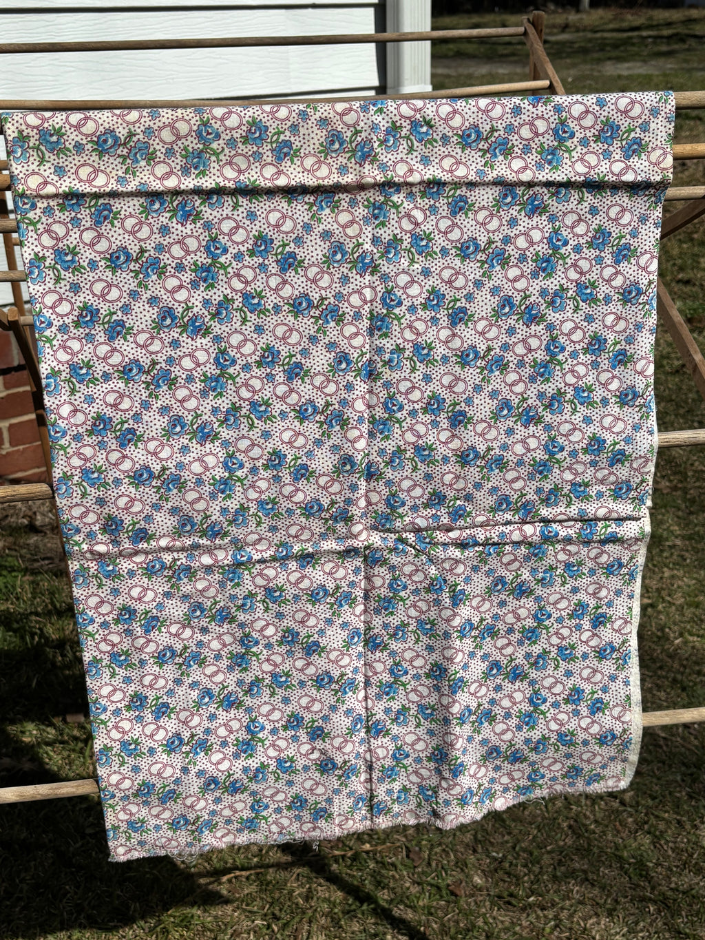 Bundle 3 Vintage Fabric Bundle Floral & Geometric Prints Quilting Cotton (3 Pieces)