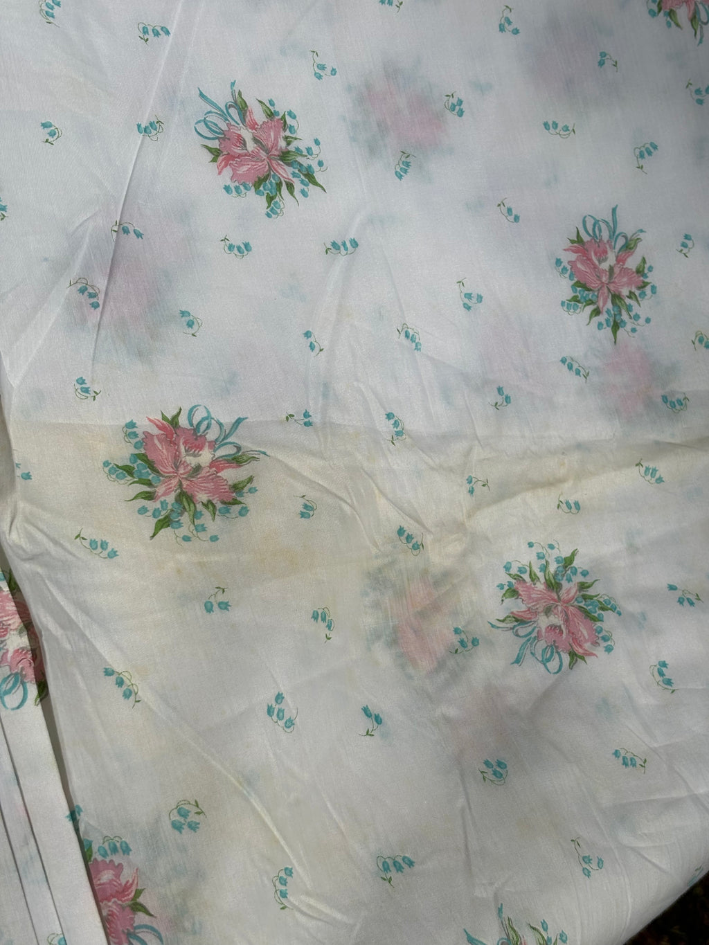 Bundle 7 Vintage Fabric Bundle Green Utility Fabric & Sheer Floral Yardage (Large Cuts, As-Is)
